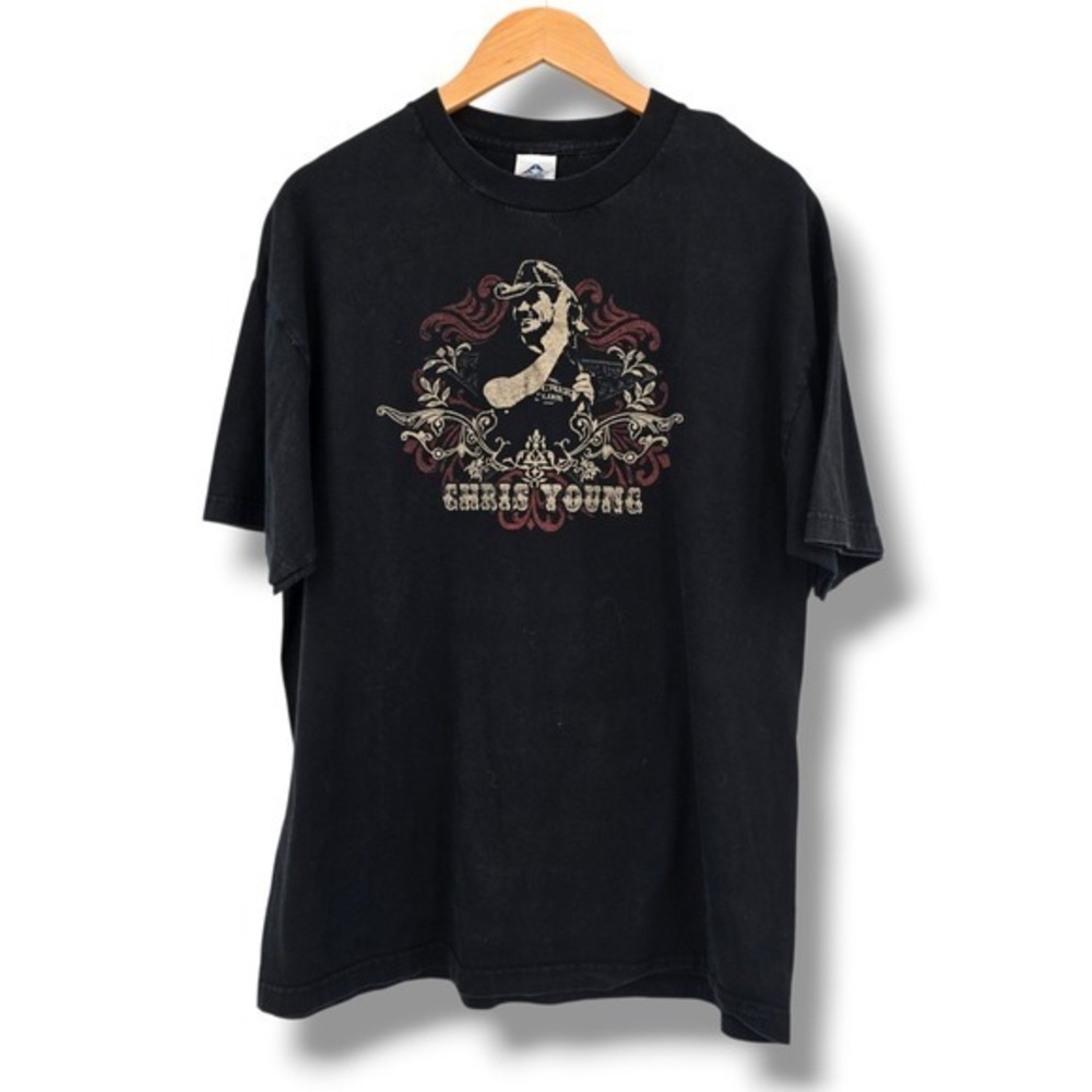 Chris Young Country Music T-Shirt XL Black Graphic‎ Tee Band Concert Autographed